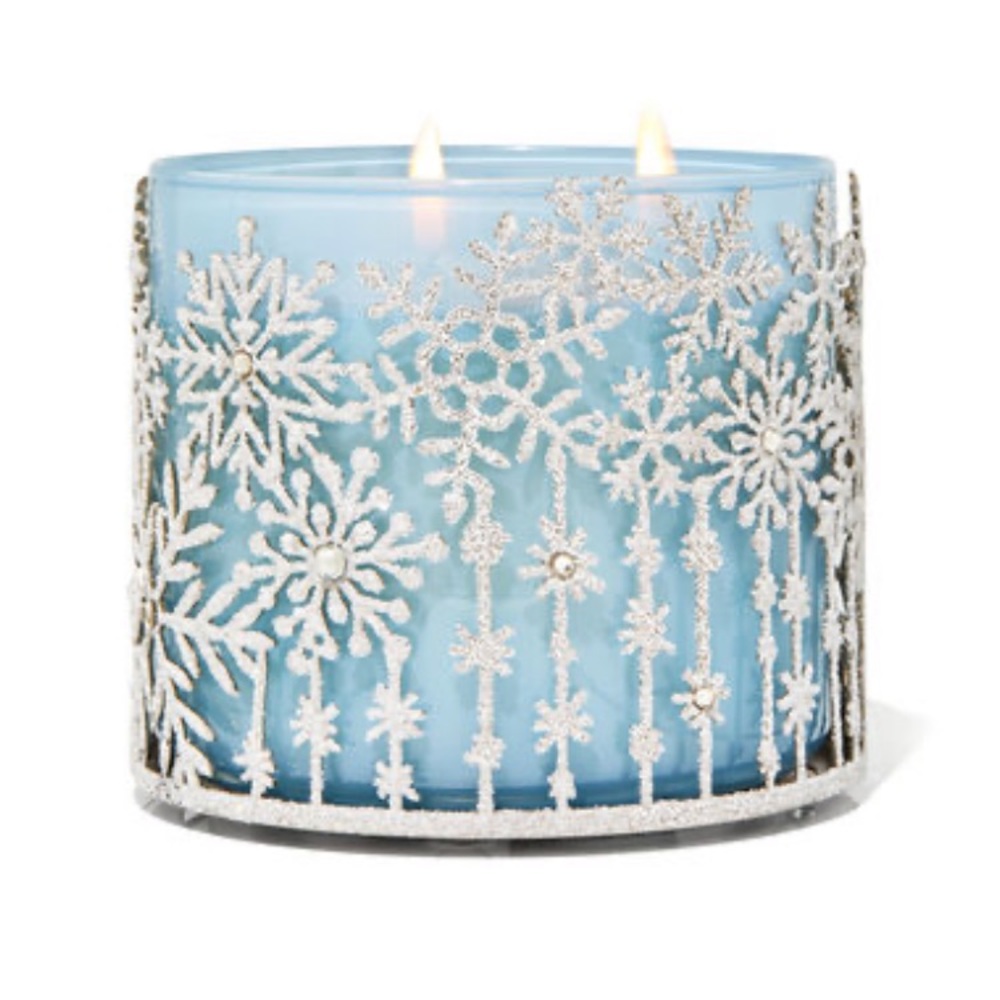 Falling snow candle holder